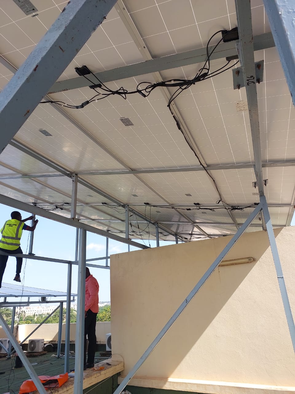 Projet MOHA COM - Centrale solaire hybride AMADER Mali