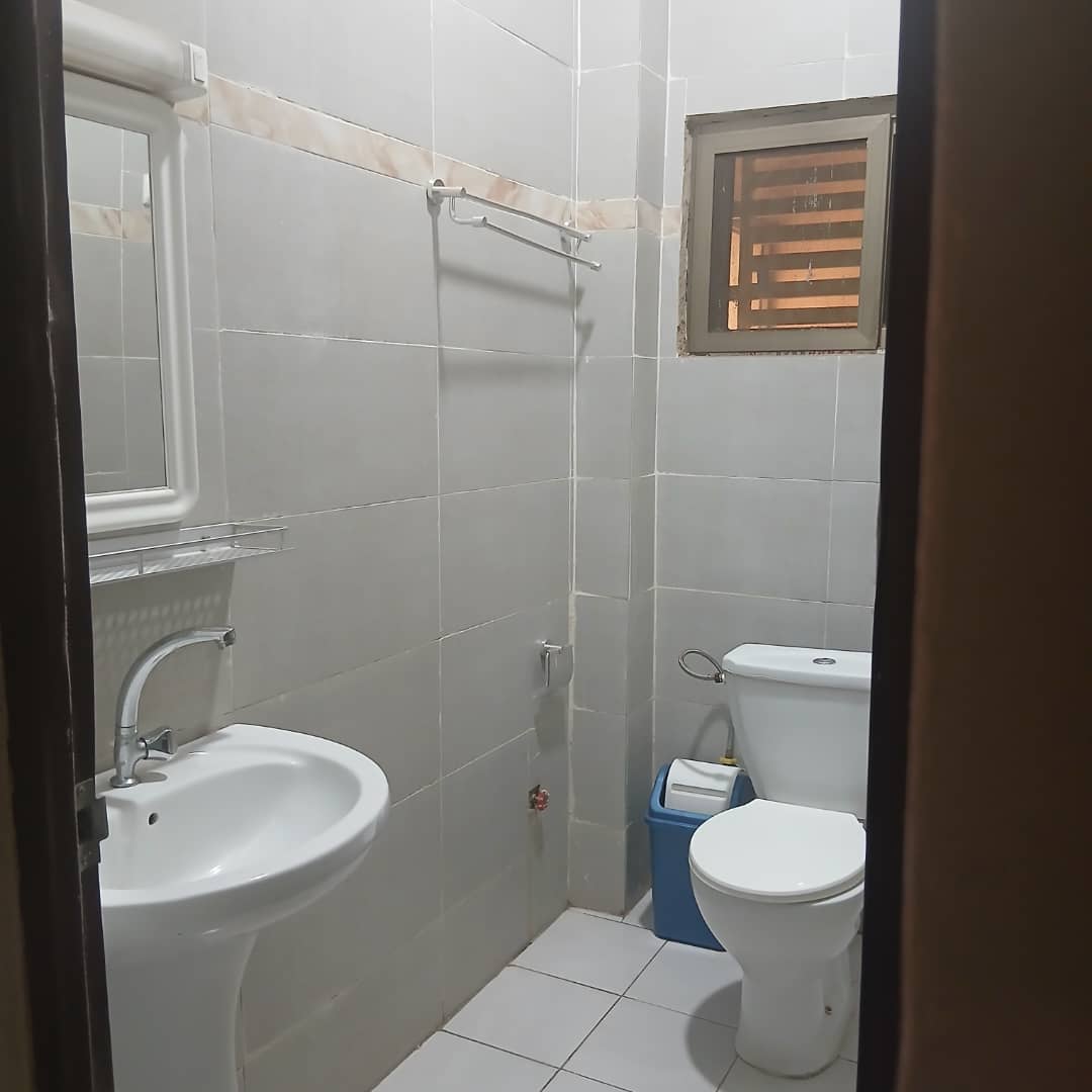 Vue nocturne extérieure — Résidences Safety Bamako