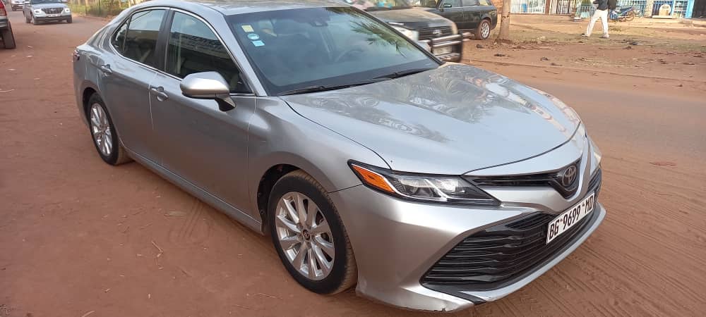 Véhicule Toyota pick-up - flotte Safety Voyages Services Bamako